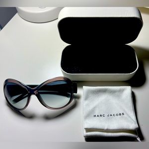 Like new MARC JACOBS
